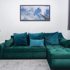 Maple - Telford House - With Parking