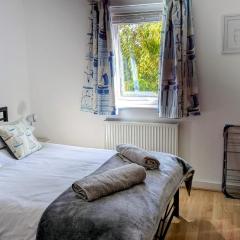 11 longstone house