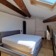 Grand loft rénové - Coeur du village médiéval - EQ