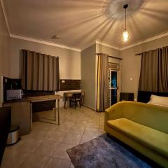 Bunga Studio Apartment King Ceasor University