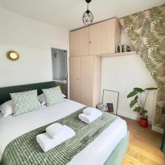 Lovely studio with balcony and spectacular Sacre-Coeur view