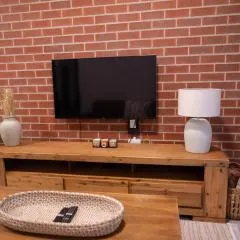 The Precinct Luxury Apartment - Waterfall