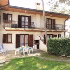 Terraced house with garden