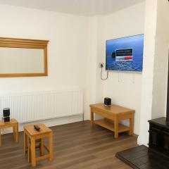 Llangollen - House - Sleeps 7 - Garden