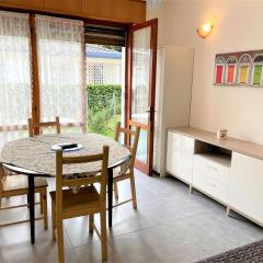 Bibione modern flat with outdoor space