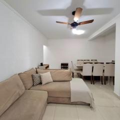 Apartamento com Suite Praia da Enseada Dois Quartos