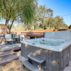 Solo Escape with Hot Tub! 10 Mi to Dtwn Sacramento