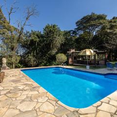Casa Família Vivern Piscina, Churrasco & Arte