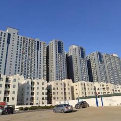 Family-Friendly, Near to Beach, Near Shops & Parks, City View