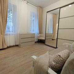 Апартаменты центр возле Соборной площади