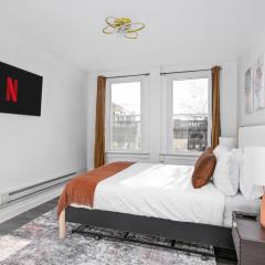 Deluxe 3 Bed Apt Min to NYC