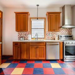 Preserved 1907 Classic 2BR - 92 WalkScore