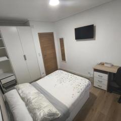 Habitación con balcón centro Bilbao zona artística