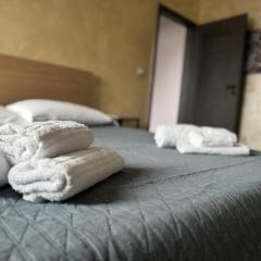 Modena Station Rooms & Suites