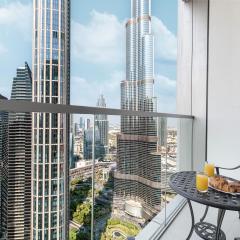 GRANDE SIGNATURE RESIDENCES - Luxury 2BR with Full Burj Khalifa Views
