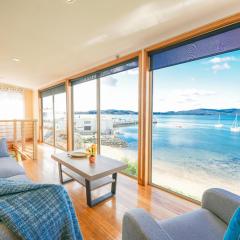 StayAU Riverfront Paradise Pet-friendly Tasmania