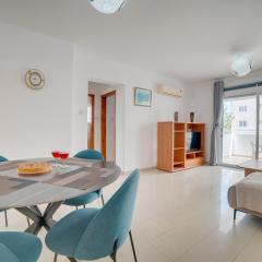 Cozy Mackenzie Getaway