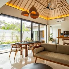 tuluscolivingseminyakvilla2