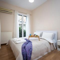 Modern City Retreat in Kallithea