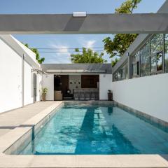 Casa ELI - 3 Bedroom house with pool - HolidaysPT