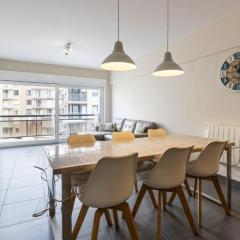 Madalińskiego Apartment 67C