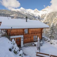 Chalet Ecureuil noir by Interhome