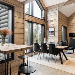Villa Lumikkomäki A - Arctic Forest Retreat by Hilla Villas