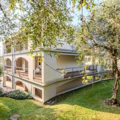 Apartment Monolocale Panorama by Interhome