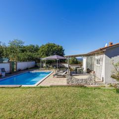 Holiday Home Sandra by Interhome