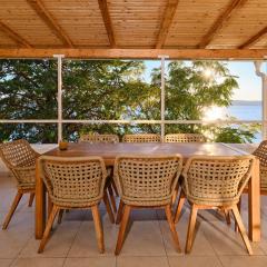 Villa Hemingway beachfront by Villas Guide