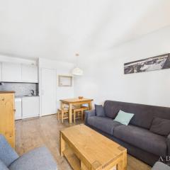 Bel Appartement Rénové avec Balcon - Ski aux Pieds, 5 Pers., Près des Commerces - FR-1-398-547