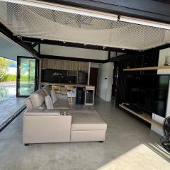 913 Luxury Pool Villa Khaolak