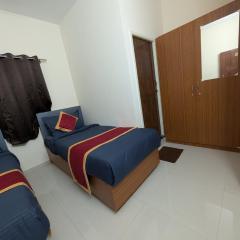 Hira Stays Opposite Yeshwantpur Railway Station Banglore