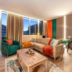 Emerald Escape With Mountain View & Pool