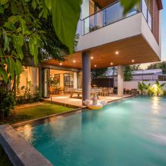 Maya Villa - Premier Modern Pool Villa