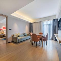 Borrman Hotel Chongqing Auto Expo Sanya Bay Light Rail Station