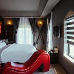 One and Only Hotel - Đức Trọng