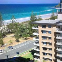 Burleigh Heads Oceanfront Retreat