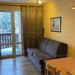 Appartement cosy au pied des pistes, 5 couchages, Les Angles, centre station, balcon, fibre wifi - FR-1-295-158