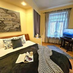 Old Town 2 Bedroom Apartment with Stunning River View by Dome Square and Presidential Castle