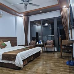 Khách sạn Rosalia