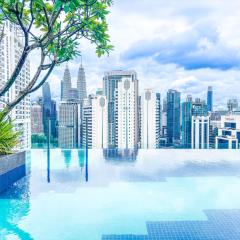 KLCC view couple suite Majestic Residence by Traveler Home