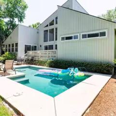 5BR Golf View Short Beach Walk with Heated Pool