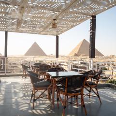 Pyraking Pyramids View Hotel