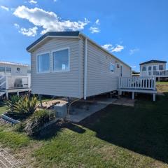 Modern Style Pet Friendly Holiday Home sited on Durdle Door Holiday Park