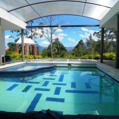 Villa campestre en conjunto residencial