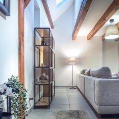 Résidence de 80 m2 avec balcon & cour alsacienne - début Route des Vins