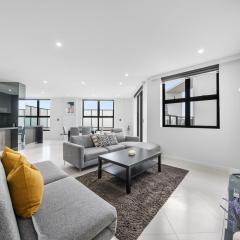Exclusive 3BR Penthouse with Parking-Darling Harbour & ICC-10mins