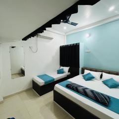 Shree Gomukh residency comfortable home stay for family near to vishwanath temple 200 mtrs