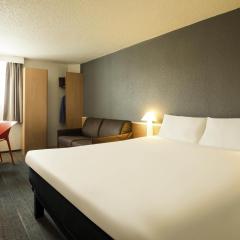 Ibis Orly Chevilly Tram 7